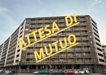 Facciata - Quadrilocale via Vandalino, 1, Torino (zona Pozzo Strada) - foto 1