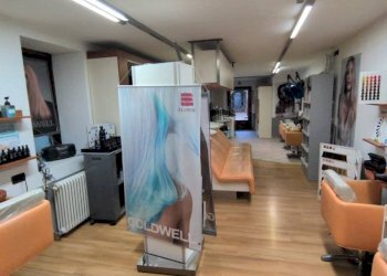 Interno non residenziale - Parrucchieri Uomo - Donna via Trottechien, 21, Aosta - foto 9