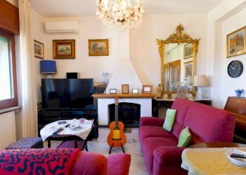 Foto 1 - Appartamento via po
 
10, Napoli - foto 1