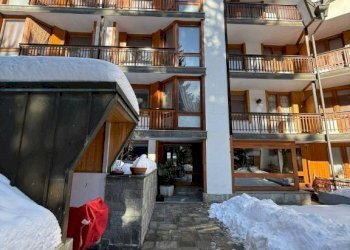 Facciata - Bilocale via Giuseppe Verdi, 7, Bardonecchia - foto 5