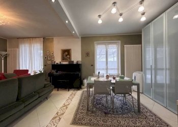 Salone - Villa a Schiera via Beinette, 44, Chiusa di Pesio - foto 3