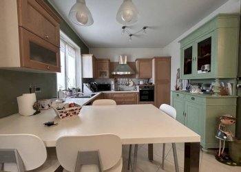 Cucina - Villa a Schiera via Beinette, 44, Chiusa di Pesio - foto 4
