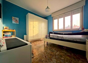 Camera da letto - Three-room apartment strada Casa Bianca, SN, Parma (neighborhood San Lazzaro) - photo 9