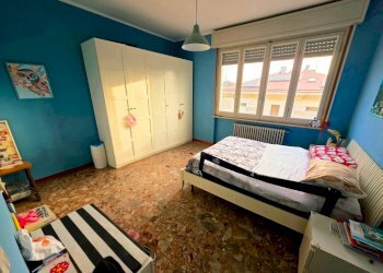 Camera da letto - Three-room apartment strada Casa Bianca, SN, Parma (neighborhood San Lazzaro) - photo 10