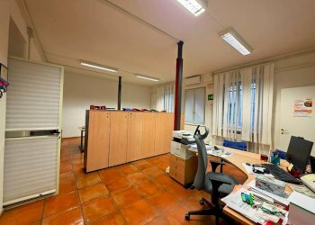 Ufficio - Office strada Benedetto Cairoli, Parma - photo 1