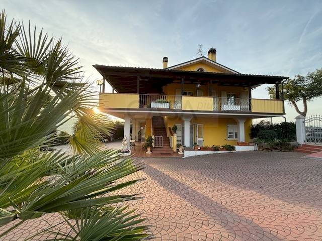 Foto 1 - Villa Monsampolo del Tronto, Monsampolo del Tronto - photo 1