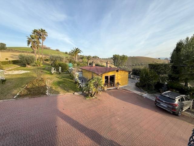 Foto 2 - Villa Monsampolo del Tronto, Monsampolo del Tronto - photo 2
