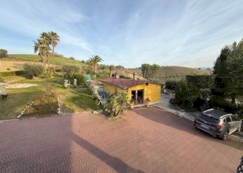 Foto 2 - Villa Monsampolo del Tronto, Monsampolo del Tronto - photo 2