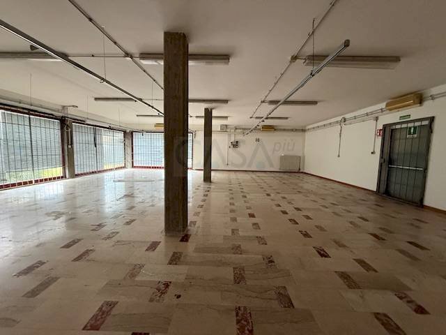 Foto 1 - Shed Via del Lavoro, Monsampolo del Tronto - photo 1