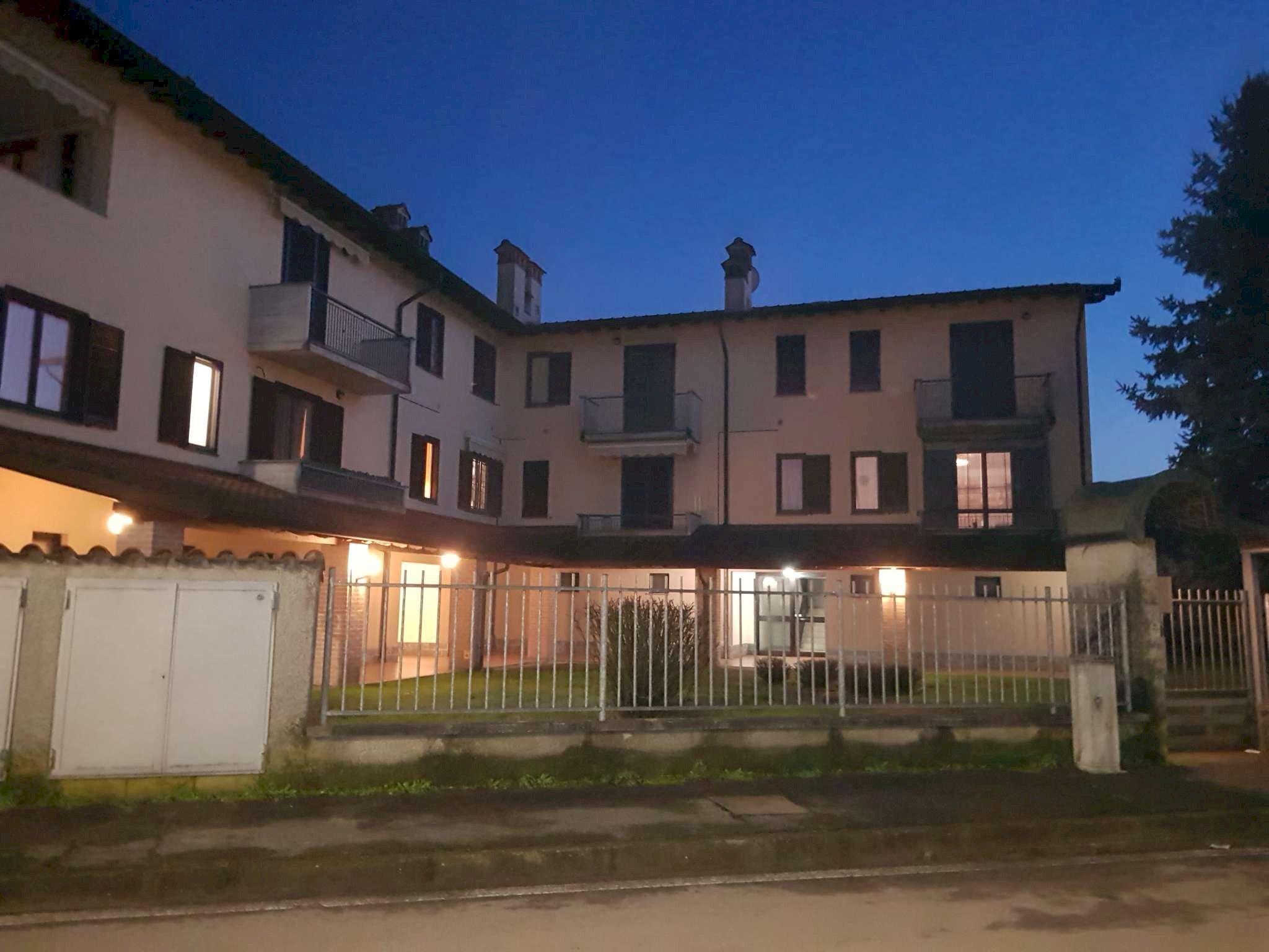 Facciata - Two-room apartment via Barni, Dovera - photo 1