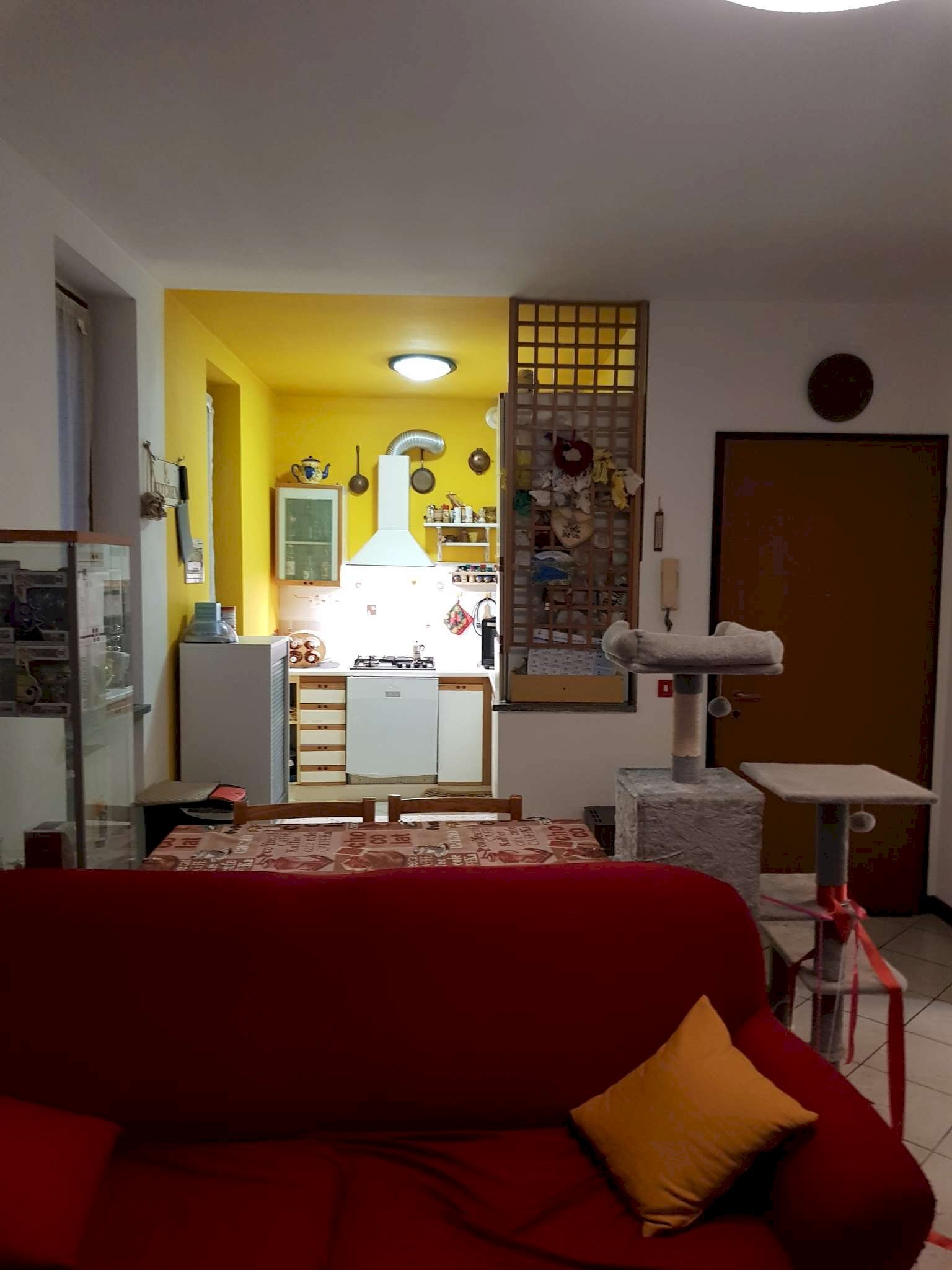 soggiorno - Two-room apartment via Barni, Dovera - photo 3