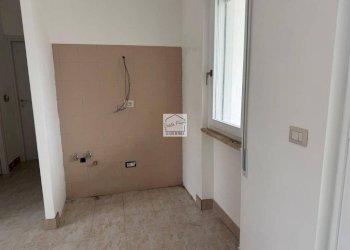 Salone - Trilocale via Fiastra, 6, Ardea - foto 6