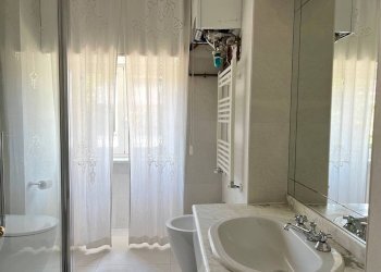 Camera da letto - Three-room apartment piazza Antonio Mancini, 4, Roma - photo 9