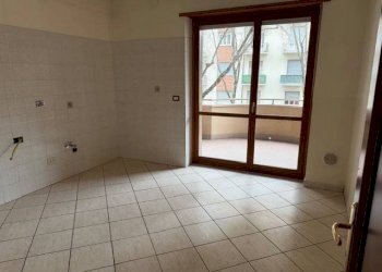 Cucina - Quadrilocale via Breglio, 84, Torino (zona Borgo Vittoria) - foto 8