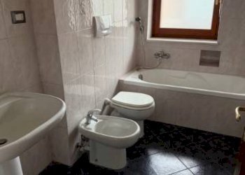 Bagno - Quadrilocale via Breglio, 84, Torino (zona Borgo Vittoria) - foto 10