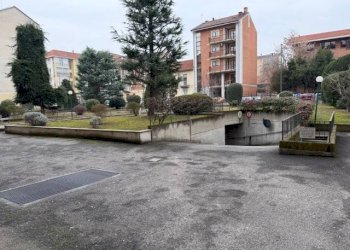 Cortile interno - Quadrilocale via Breglio, 84, Torino (zona Borgo Vittoria) - foto 17