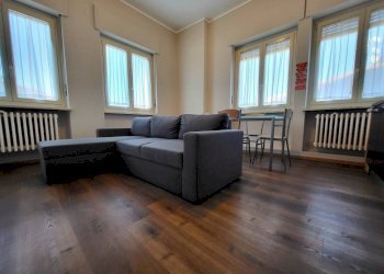 Salone - Bilocale corso Nizza, 73, Cuneo (zona Donatello) - foto 3