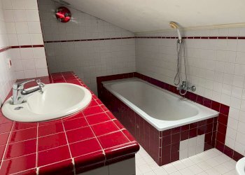 whatsapp image 2025-12-22 at 09.57.10 (1) - Three-room apartment via Saffi, Medicina - photo 10