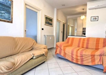 Interni - Trilocale via Damiano Chiesa, Chiavari - foto 2