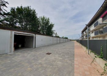 Box auto - Box strada per Buttigliera, 39, Villanova d'Asti - photo 1