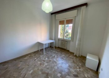 Camera da letto - Four-room apartment via Claudio Treves, Bologna (neighborhood Costa Saragozza) - photo 16