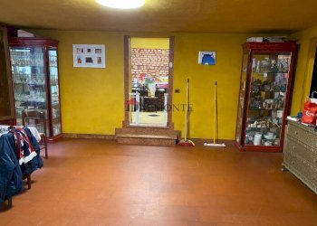 Interno non residenziale - Casa indipendente via Tagliapietre, Bologna (zona Costa Saragozza) - foto 23