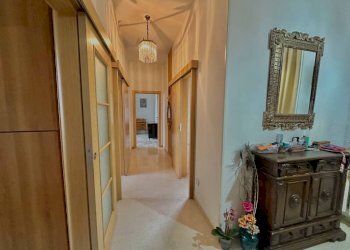 Corridoio - Quadrilocale Bologna (zona Saffi) - foto 3