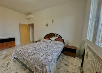 Camera da letto - Quadrilocale Bologna (zona Saffi) - foto 5