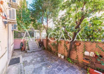 Giardino - Trilocale via Lucrino, 10, Roma - foto 15