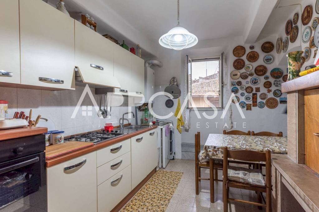 Cucina - Four-room apartment via Farnesiana, 88, Ronciglione - photo 2