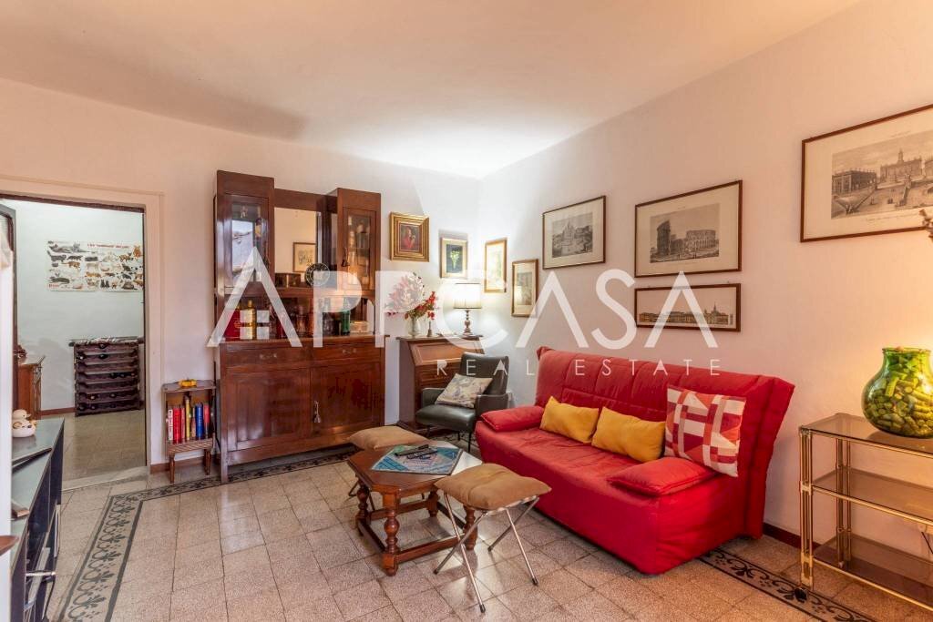 Salone - Quadrilocale via Farnesiana, 88, Ronciglione - foto 2