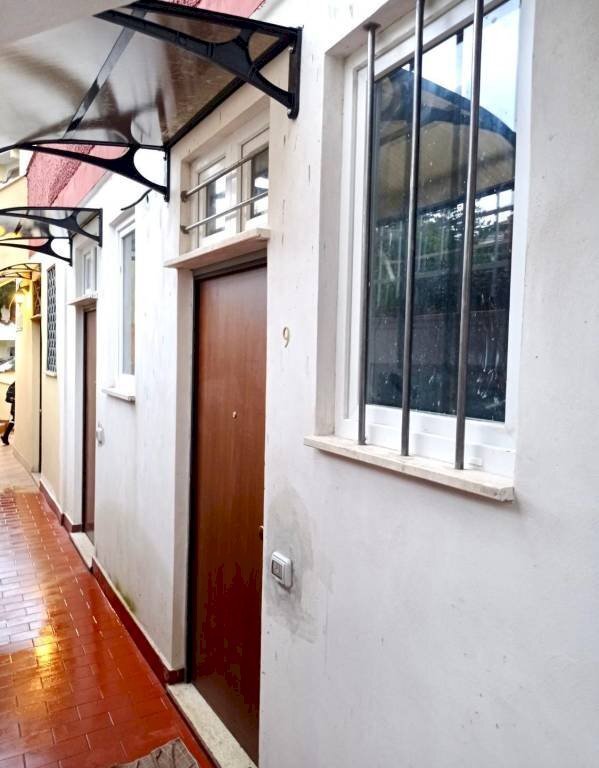 Cortile interno - Bilocale via Pieve di Cadore, 23, Roma - foto 2