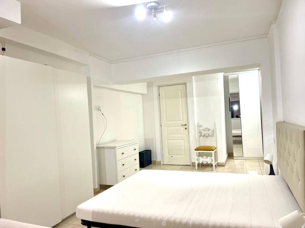 Camera da letto - Bilocale via Pieve di Cadore, 23, Roma - foto 1