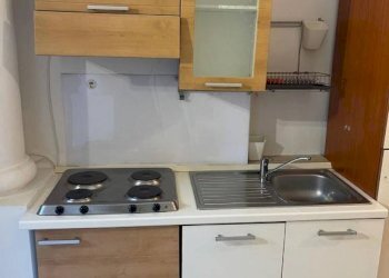 Cucina - Bilocale via Pieve di Cadore, 23, Roma - foto 3