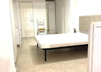 Camera da letto - Bilocale via Pieve di Cadore, 23, Roma - foto 15