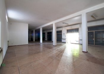 Negozio Via Cadriano 16, Granarolo dell'Emilia - foto 5