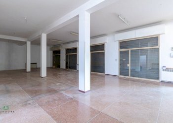 Negozio Via Cadriano 16, Granarolo dell'Emilia - foto 11