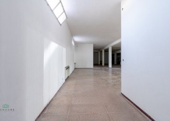 Negozio Via Cadriano 16, Granarolo dell'Emilia - foto 13