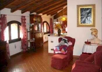 Soggiorno - Villa Trifamiliare Monsummano Terme - foto 2