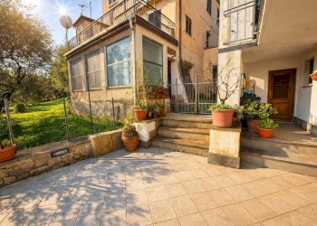 ChatGPT Image 4 feb 2026, 12_38_54.png - Terratetto - Terracielo Follo - foto 1