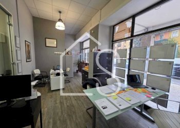 4.jpeg - Commercial Premises Casalecchio di Reno - photo 4
