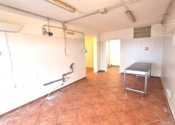 20260203_162739.jpg - Commercial Premises strada cava in vigatto 222, Parma - photo 8