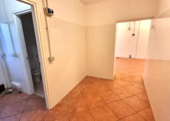 20260203_162828.jpg - Commercial Premises strada cava in vigatto 222, Parma - photo 10