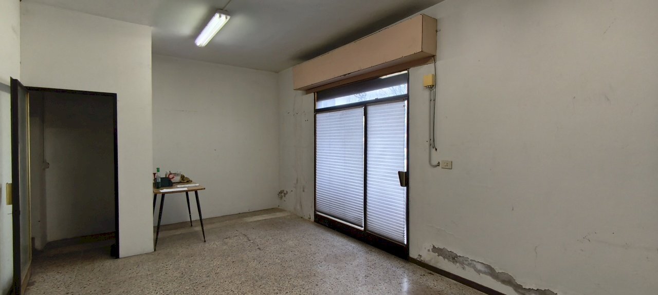 IMG_20260129_095440 - Copia.jpg - Laboratorio Via Ennio Carando, Modena - foto 2