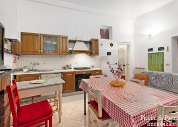 03.jpg - Three-room apartment Via Guani, Levanto - photo 3