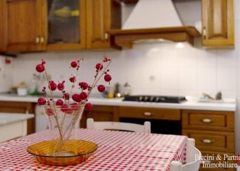 05.jpg - Three-room apartment Via Guani, Levanto - photo 5