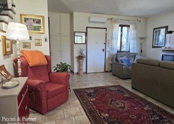 06.jpg - Villa a Schiera Via Macedonio Melloni, Spoleto - foto 6