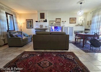 07.jpg - Villa a Schiera Via Macedonio Melloni, Spoleto - foto 7