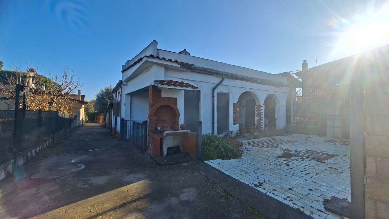 754082928.jpg - Villa Via Valle Zita, Colonna - foto 1