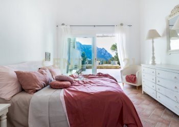 Capri-villa-vendita-camera-matrimoniale-1.jpg - Villa Via Tuoro 11, Capri - foto 1
